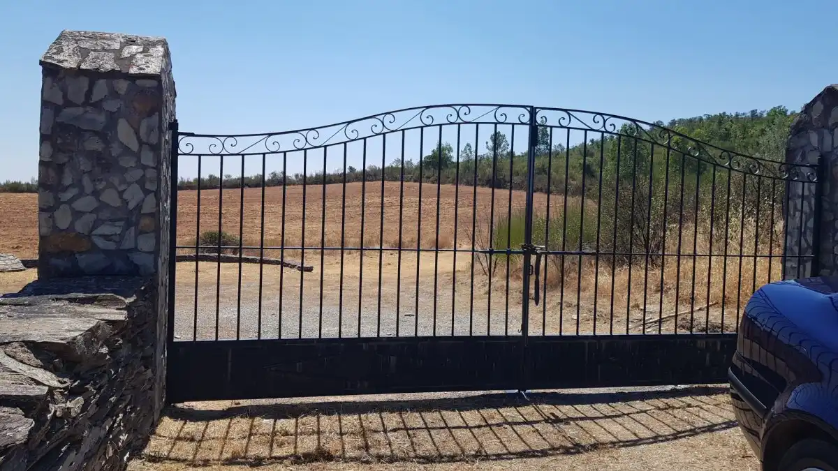 Finca rústica en venta en La Codosera