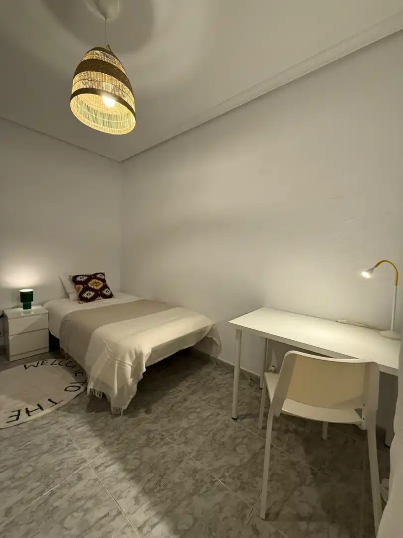 Bedroom of Flat for sale in  Logroño  with Heating, Terrace and Balcony