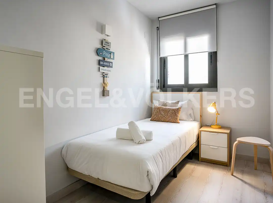 Schlafzimmer von Wohnung zur Miete in L'Hospitalet de Llobregat mit Klimaanlage, Heizung und Parkett
