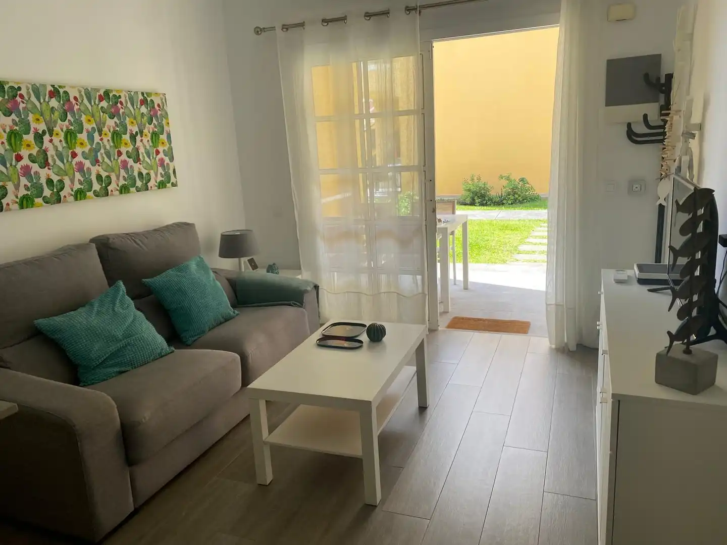 Sala de estar de Apartamento de alquiler en San Bartolomé de Tirajana con Jardín privado, Terraza y Trastero