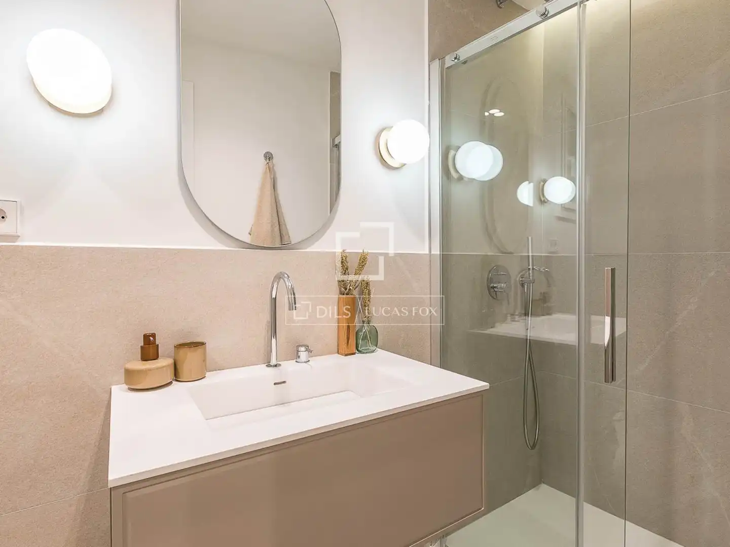 Baño de Piso en venta en Barcelona con Aire acondicionado, Calefacción y Balcón