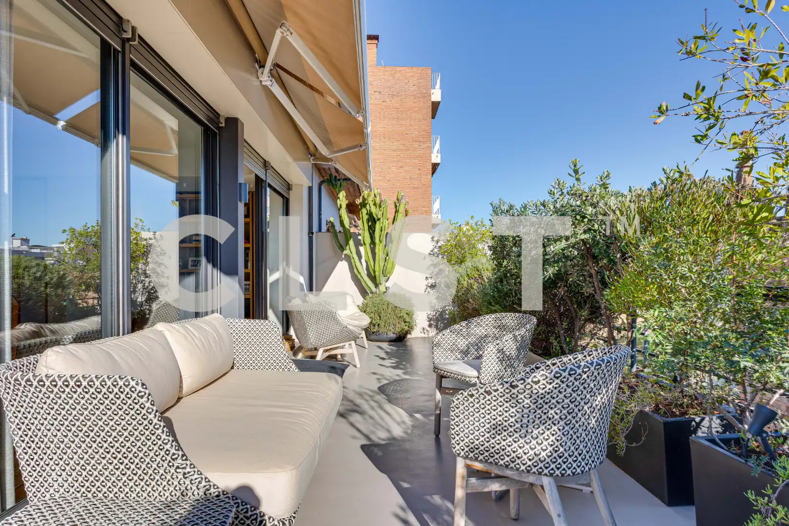 Terrasse von Dachboden zur Miete in Barcelona mit Klimaanlage, Heizung und Parkett