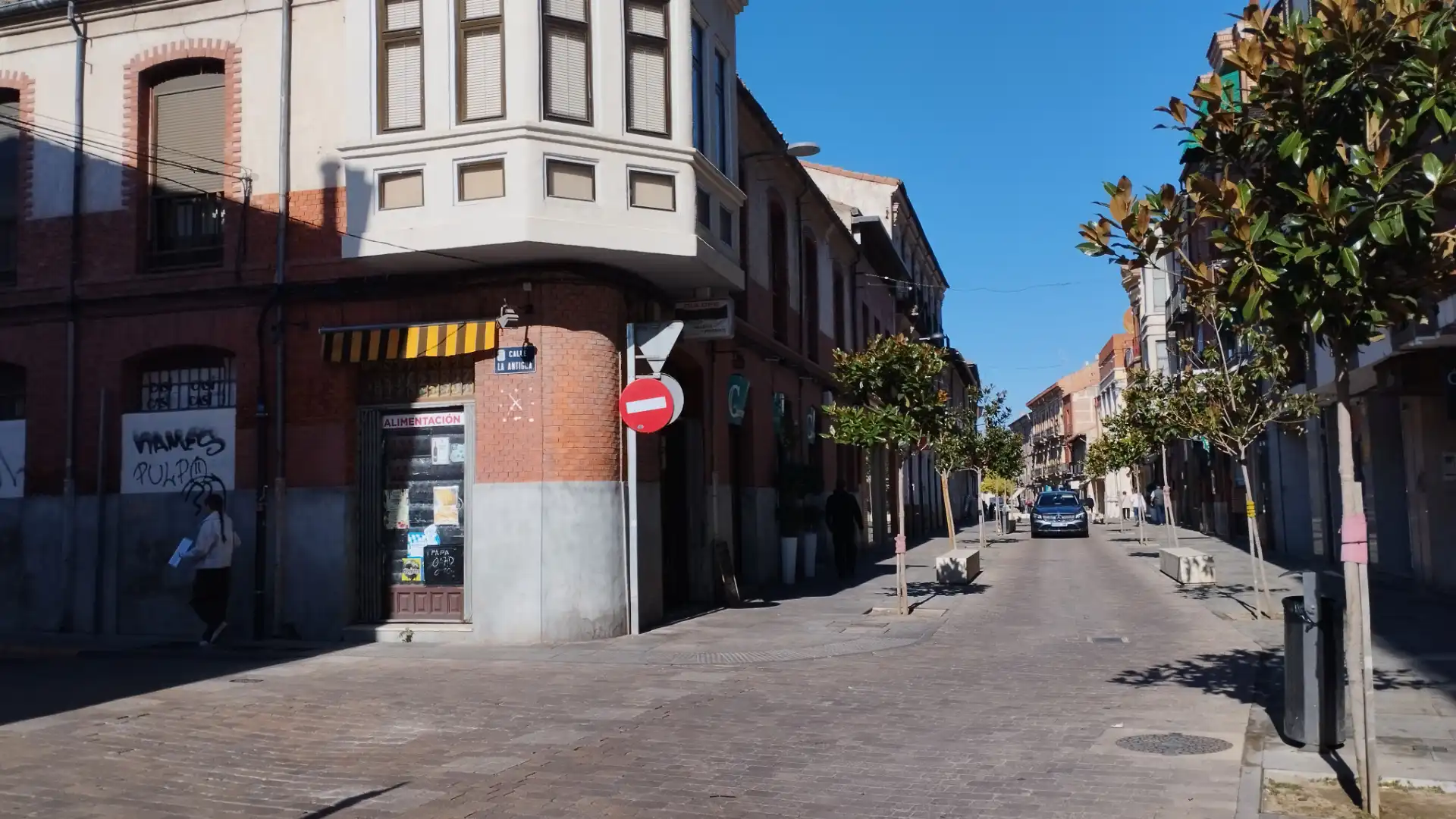 Vista exterior de Pis en venda en Medina del Campo amb Moblat
