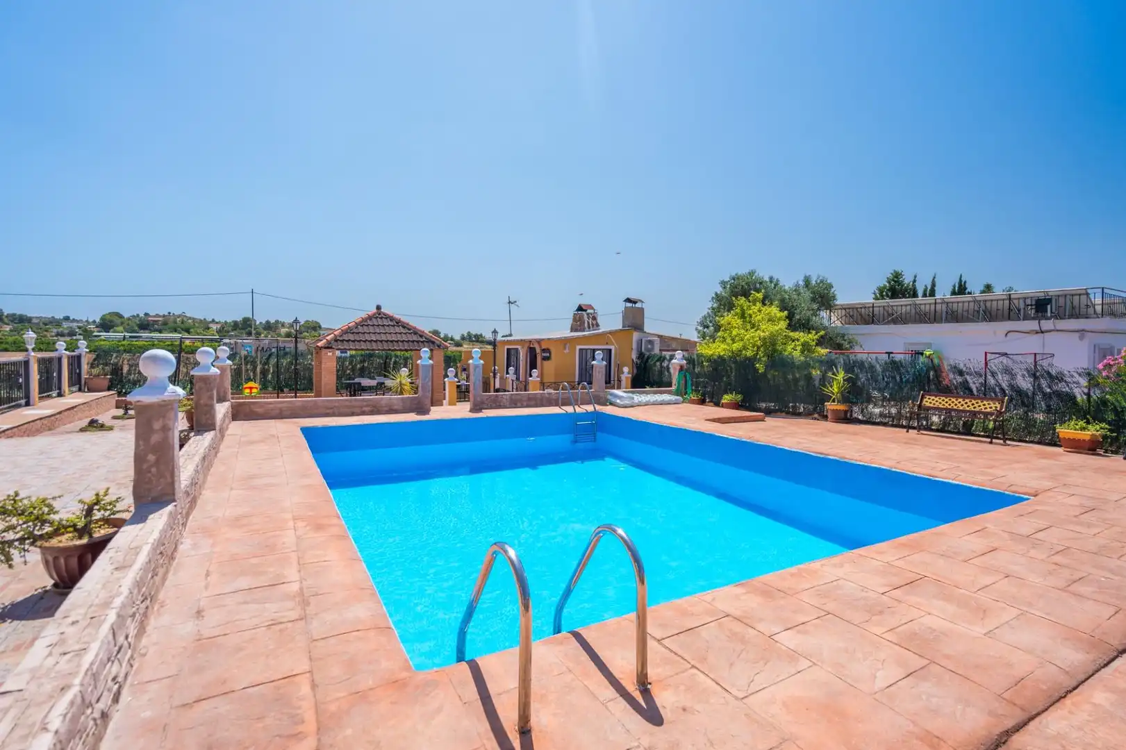 Piscina de Casa o chalet en venta en Benaguasil con Aire acondicionado, Calefacción y Jardín privado
