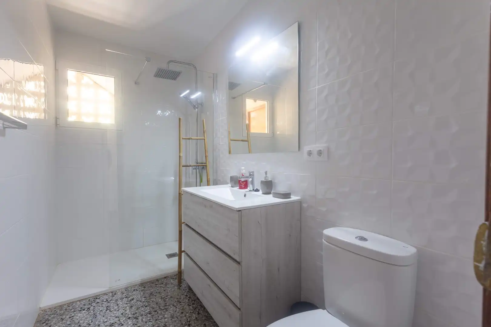 Bany de Edifici en venda en Bellreguard