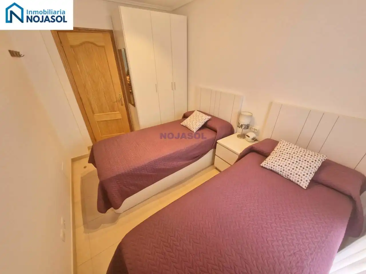 Apartament amb terrassa en venda a Calle la brava, imagen 29