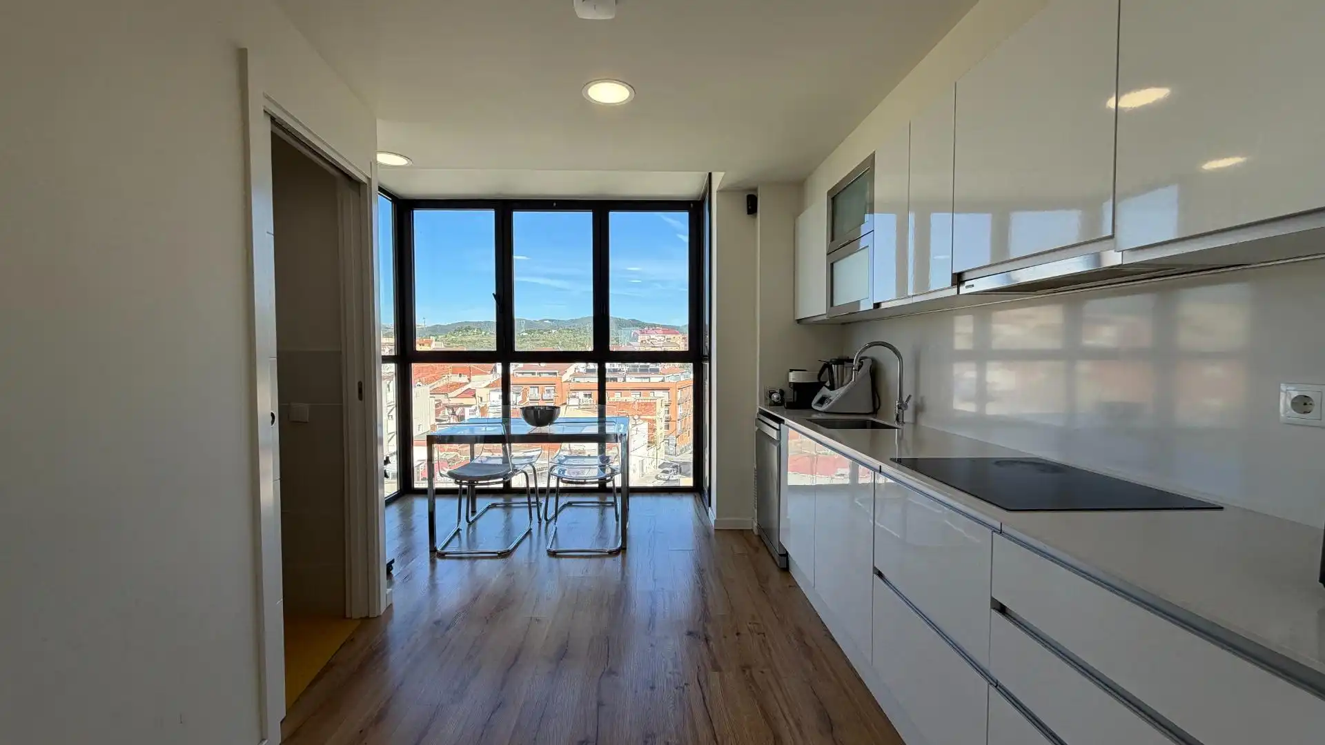 Piso con terraza en venta en VINT-I-DOS DE JULIOL,DEL, imagen 9