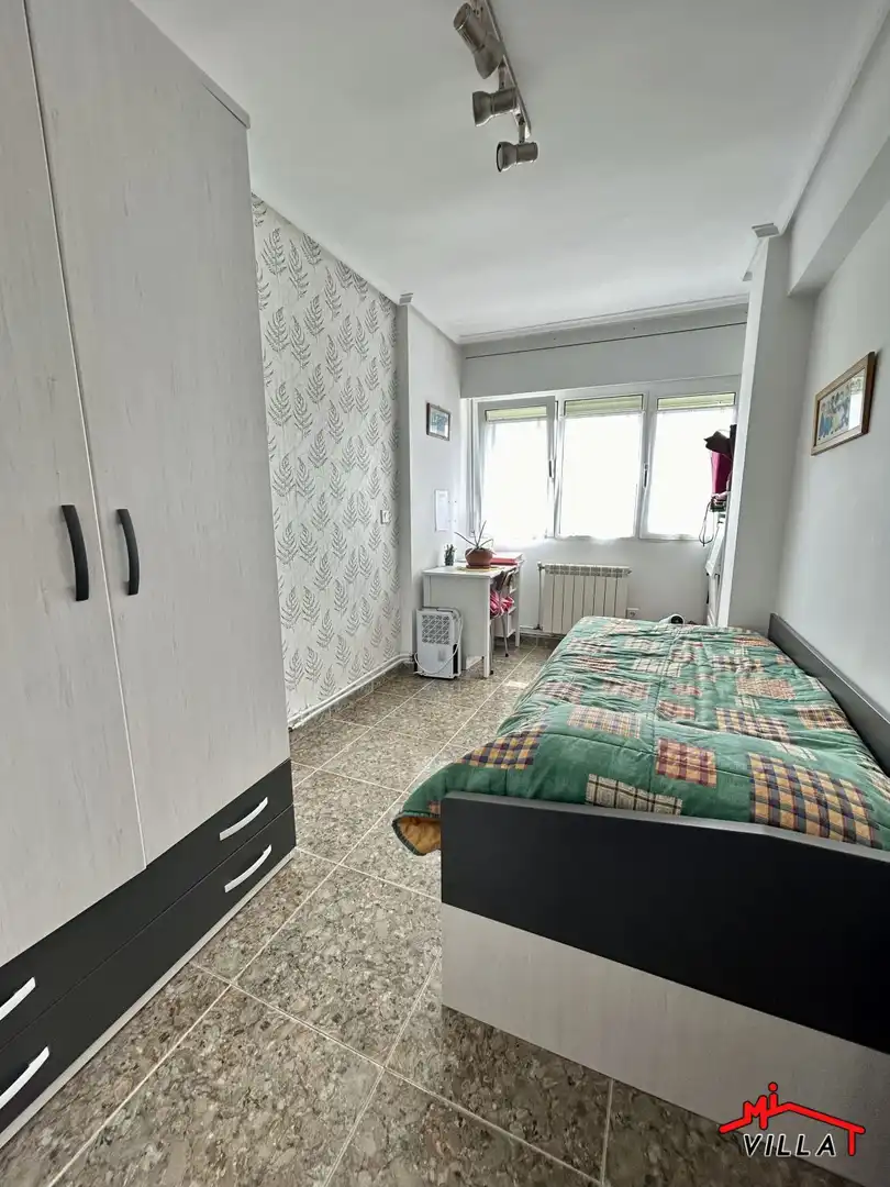 Bedroom of Flat for rent in Laredo  with Heating, Terrace and Furnished