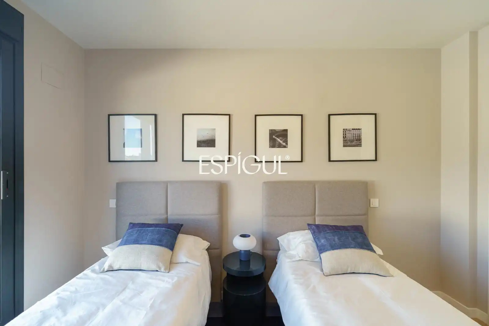 Bedroom of Attic for sale in Montgat  with Air Conditioner, Heating and Parquet flooring
