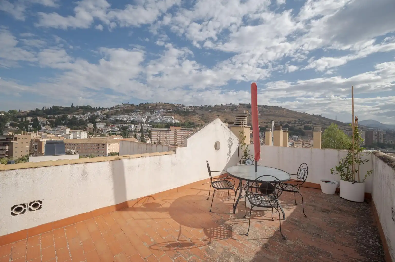 Terrace of Flat for sale in Genil