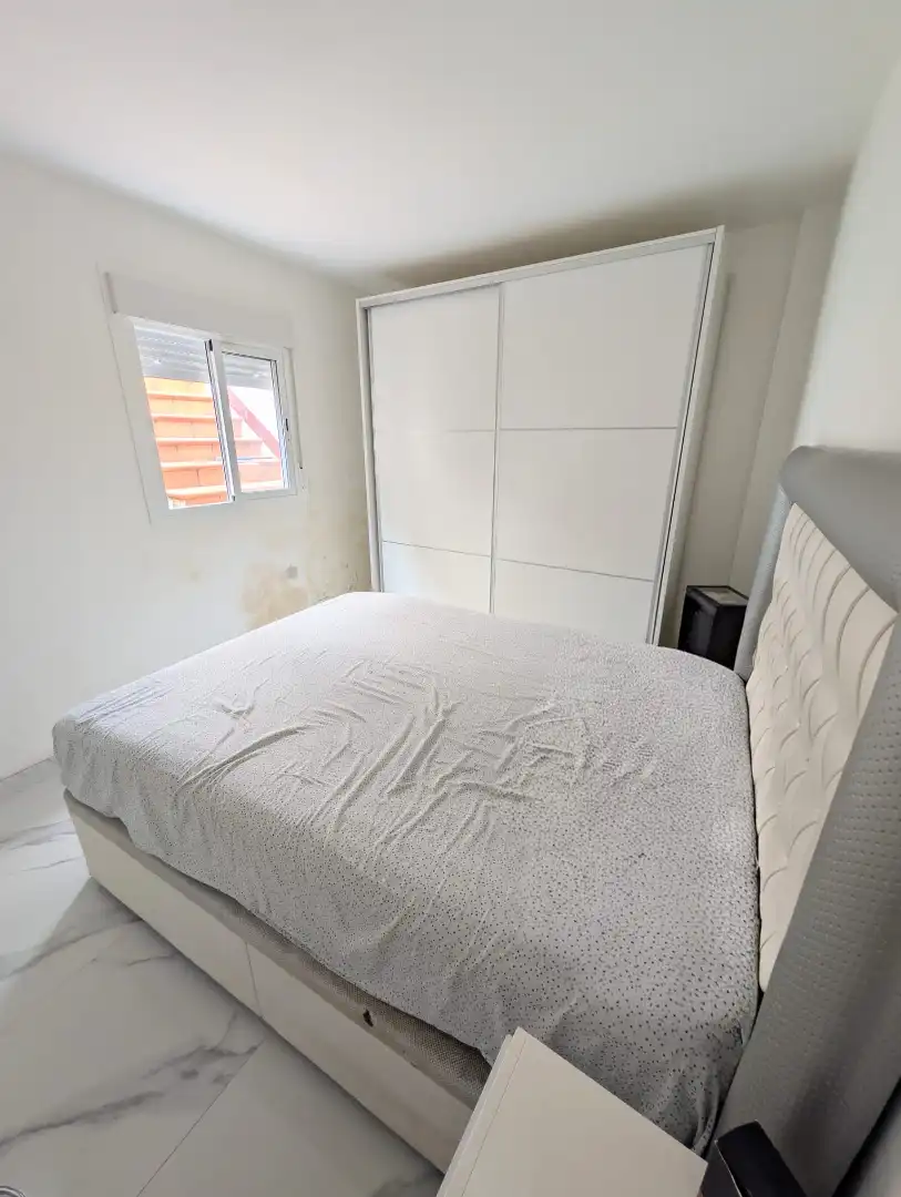 Dormitori de Casa o xalet en venda en Sevilla amb Aire condicionat, Terrassa i Traster