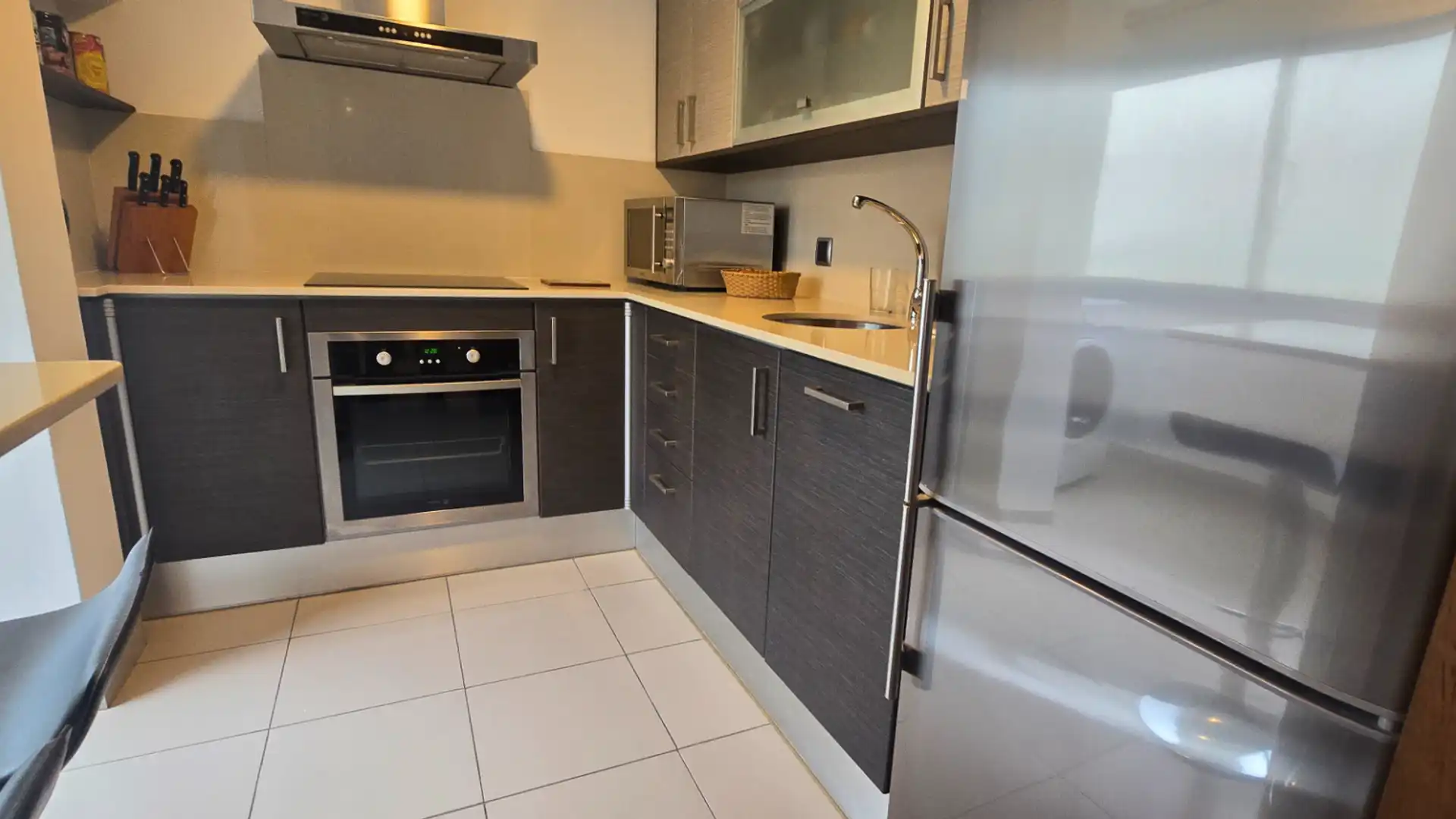 Kitchen of Flat for sale in Badalona  with Air Conditioner, Heating and Oven