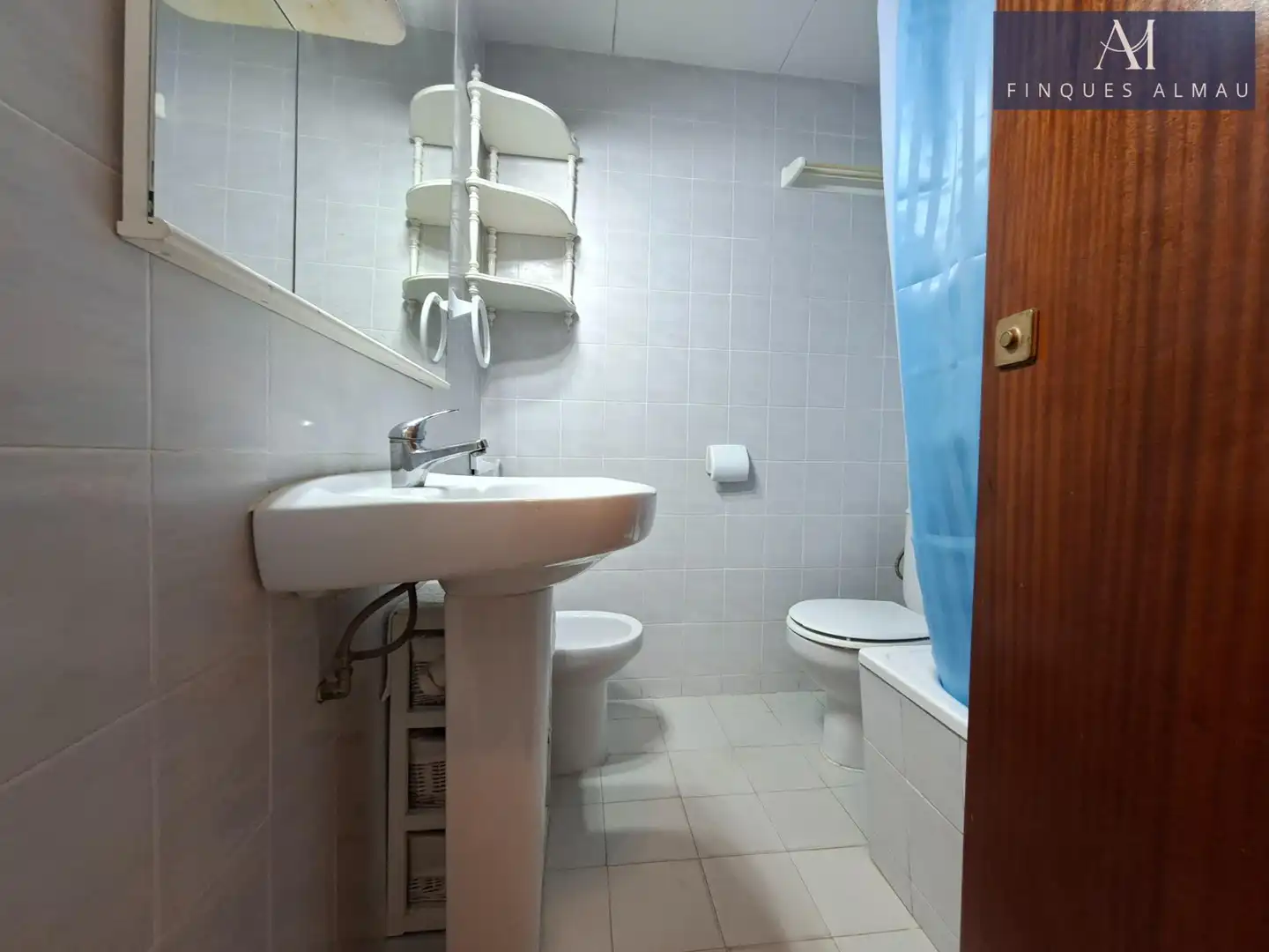 Bathroom of Flat for sale in Sant Pere de Ribes  with Terrace, Storage room and Furnished