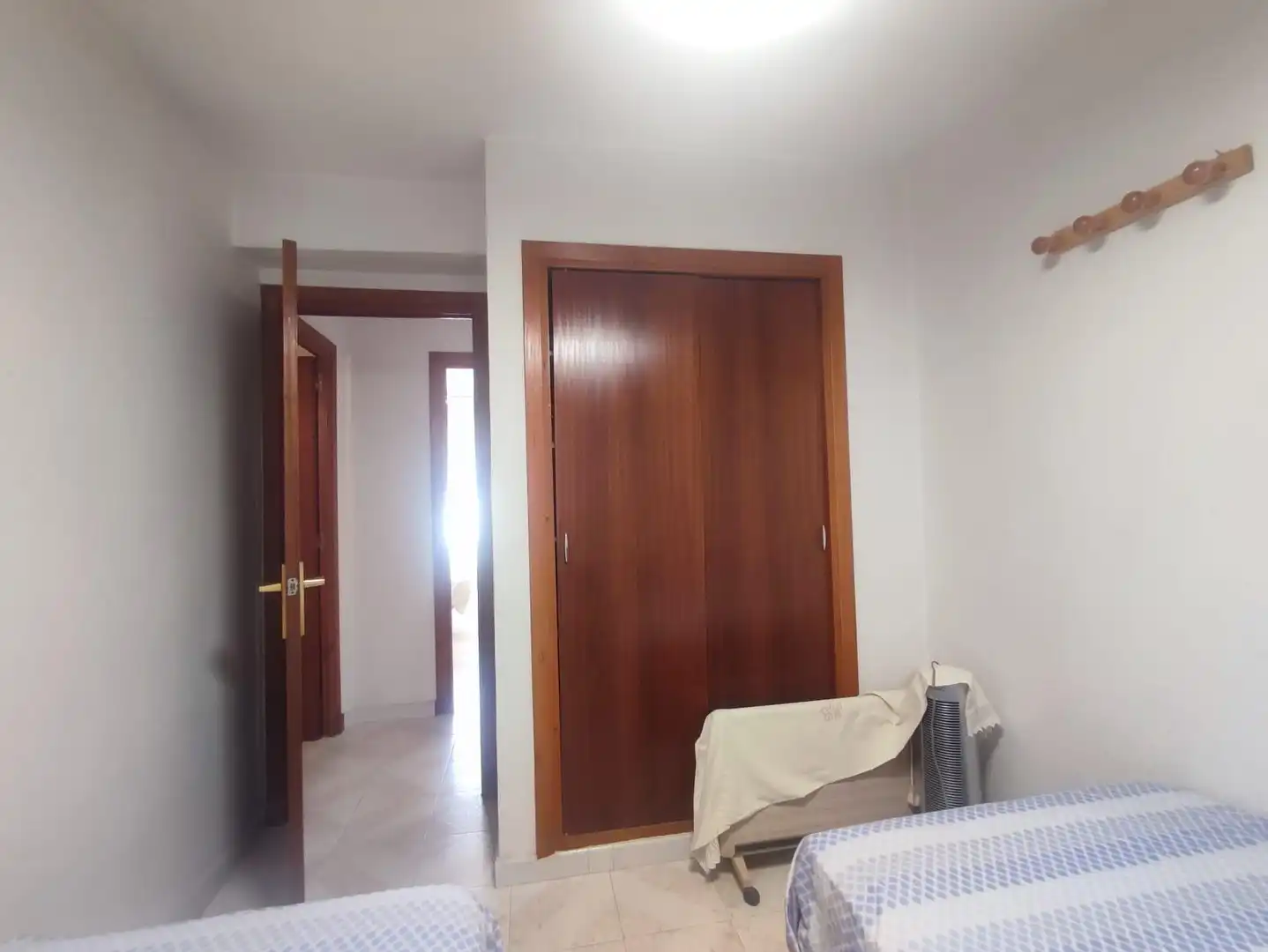 Habitación de Apartamento en venta en Guardamar del Segura con Amueblado