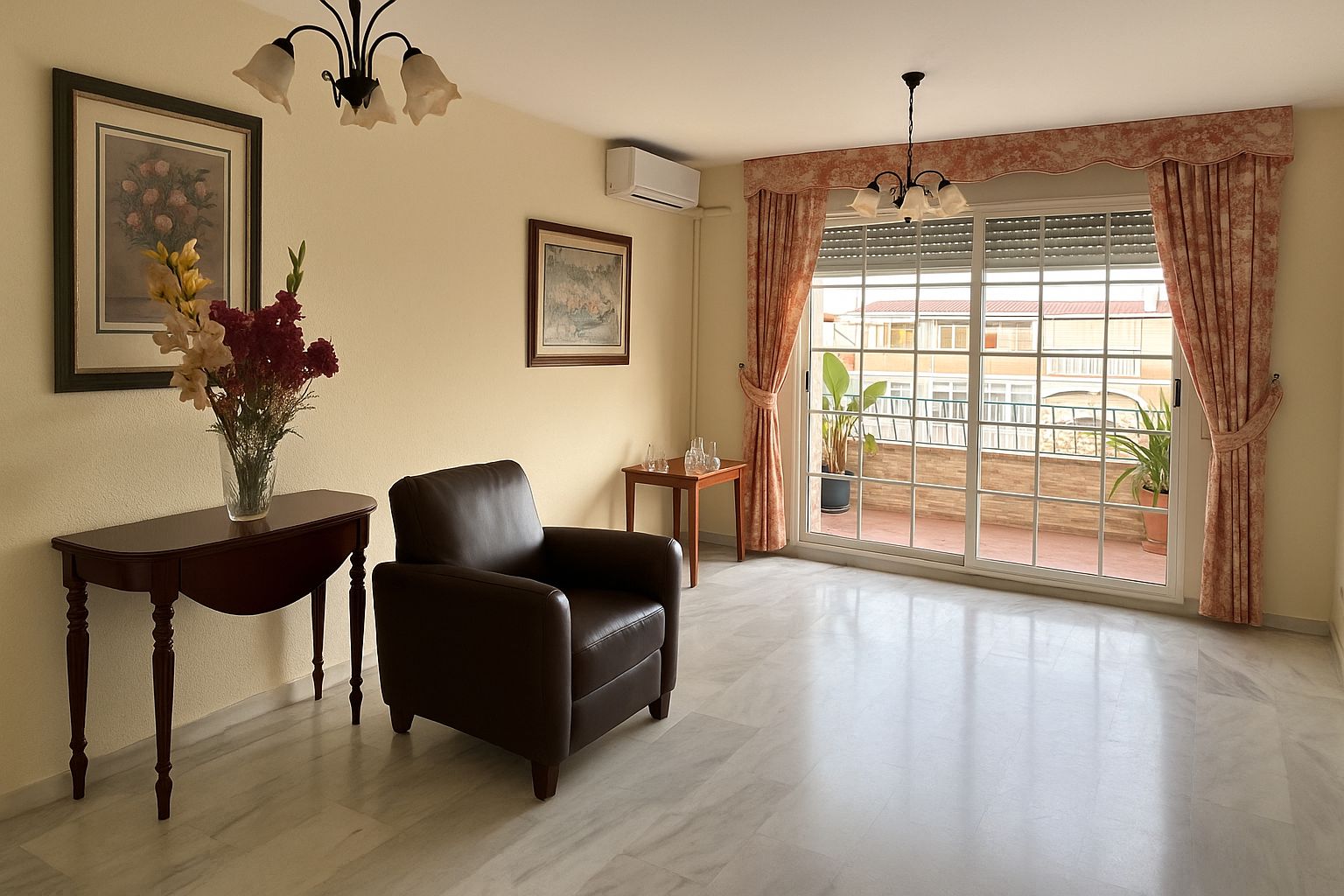 Sala d'estar de Pis en venda en Málaga Capital amb Aire condicionat, Terrassa i Forn