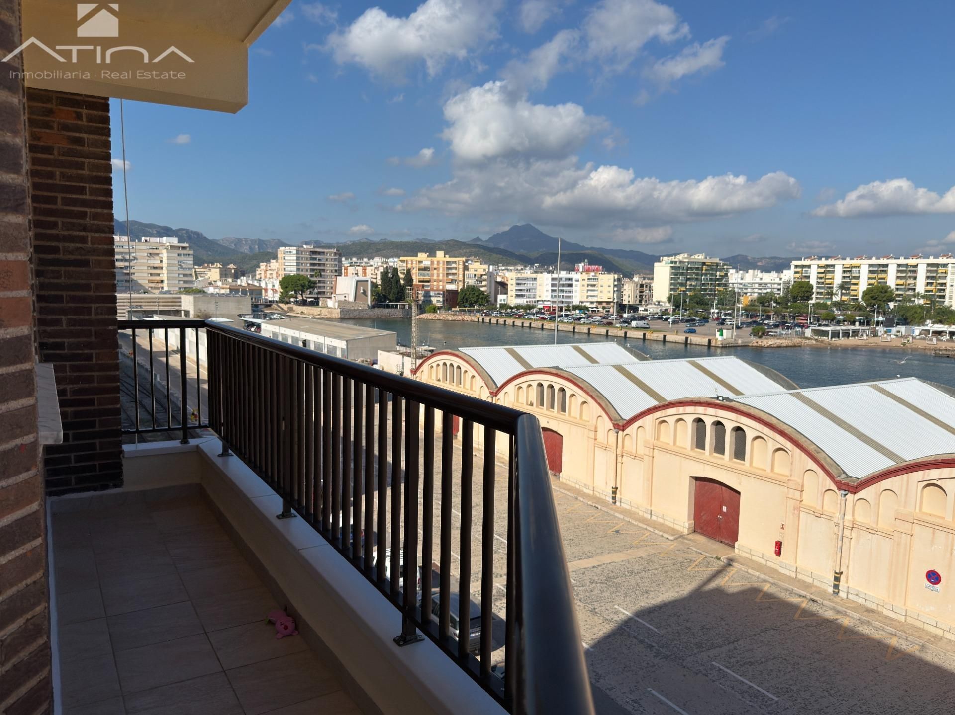 Vista exterior de Apartamento en venta en Gandia con Terraza y Balcón