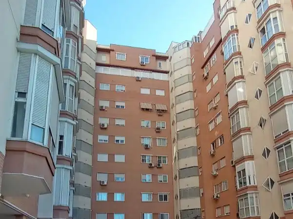 Vista exterior de Pis en venda en Carabanchel