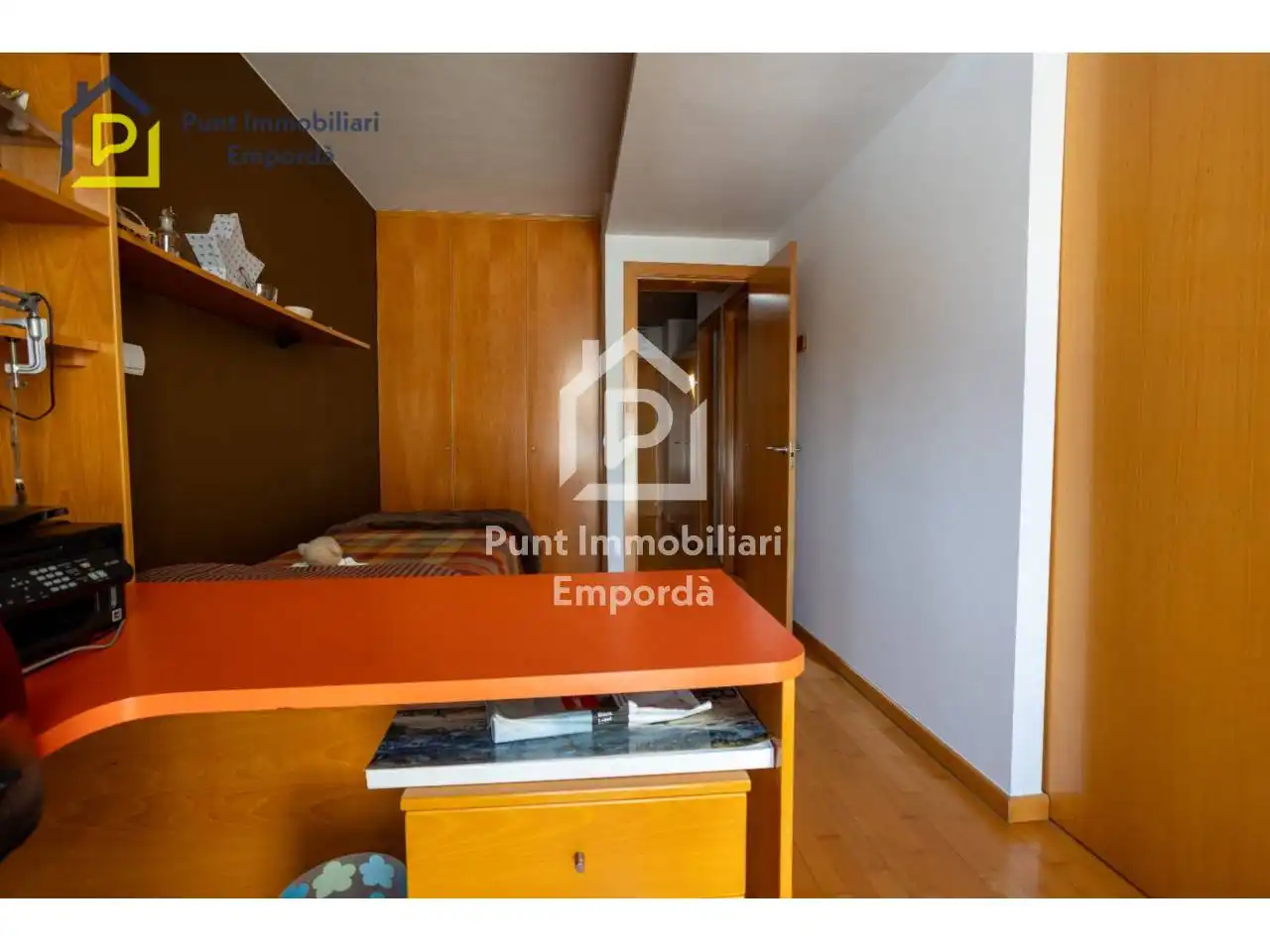 Bedroom of Houses for sale in Figueres  with Air Conditioner, Heating and Private garden