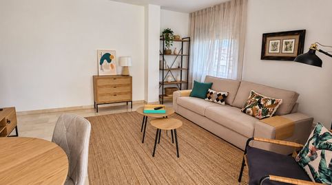 Foto 3 de Apartamento de alquiler en Jesus Santos Rein, Puerto Deportivo, Fuengirola