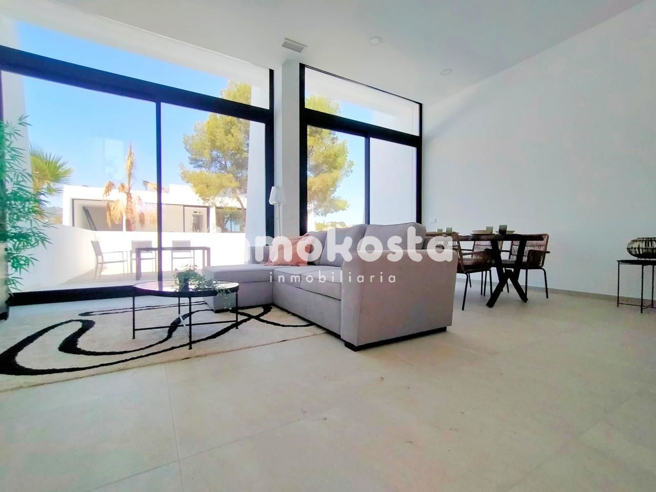 Living room of Single-family semi-detached for sale in Calpe / Calp  with Private garden, Terrace and Community pool