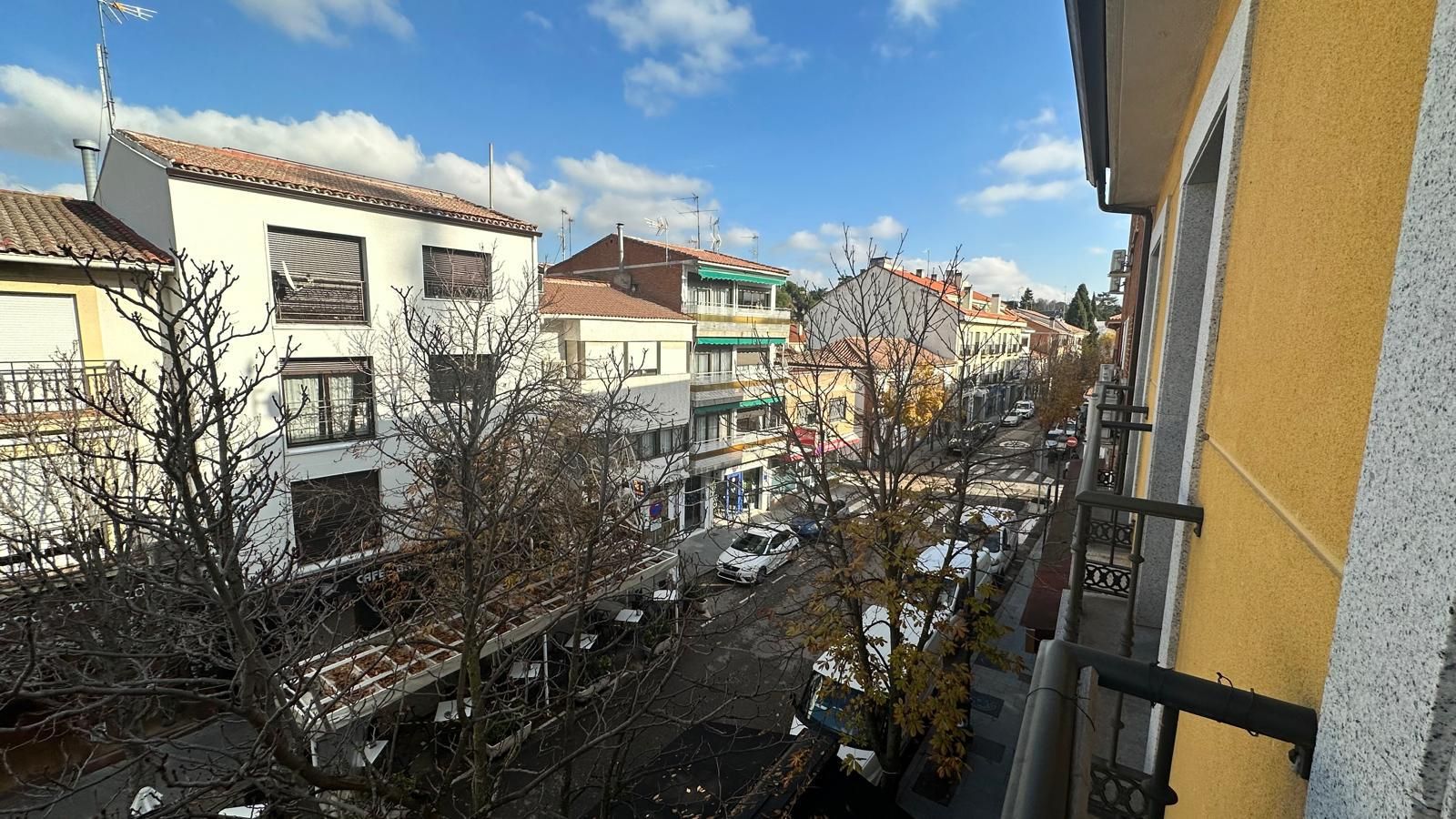 Vista exterior de Apartament en venda en Villaviciosa de Odón amb Aire condicionat, Calefacció i Terrassa