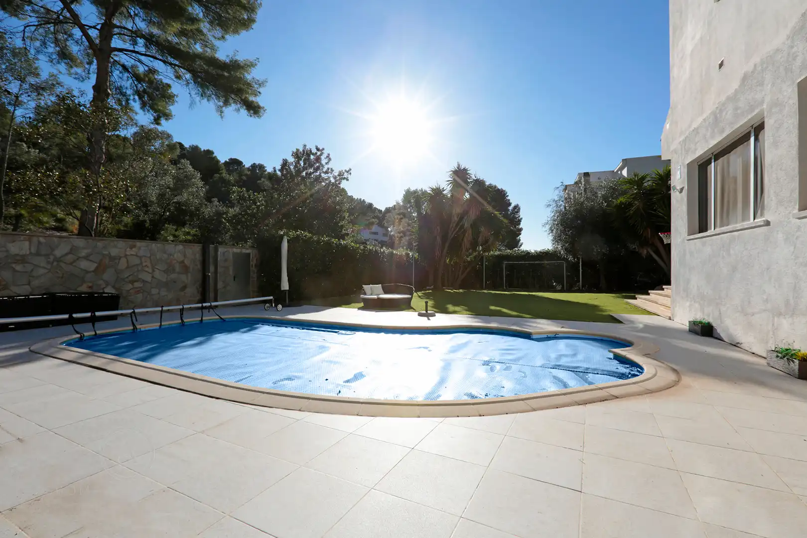 Piscina de Casa o chalet en venta en Castelldefels con Aire acondicionado, Jardín privado y Terraza