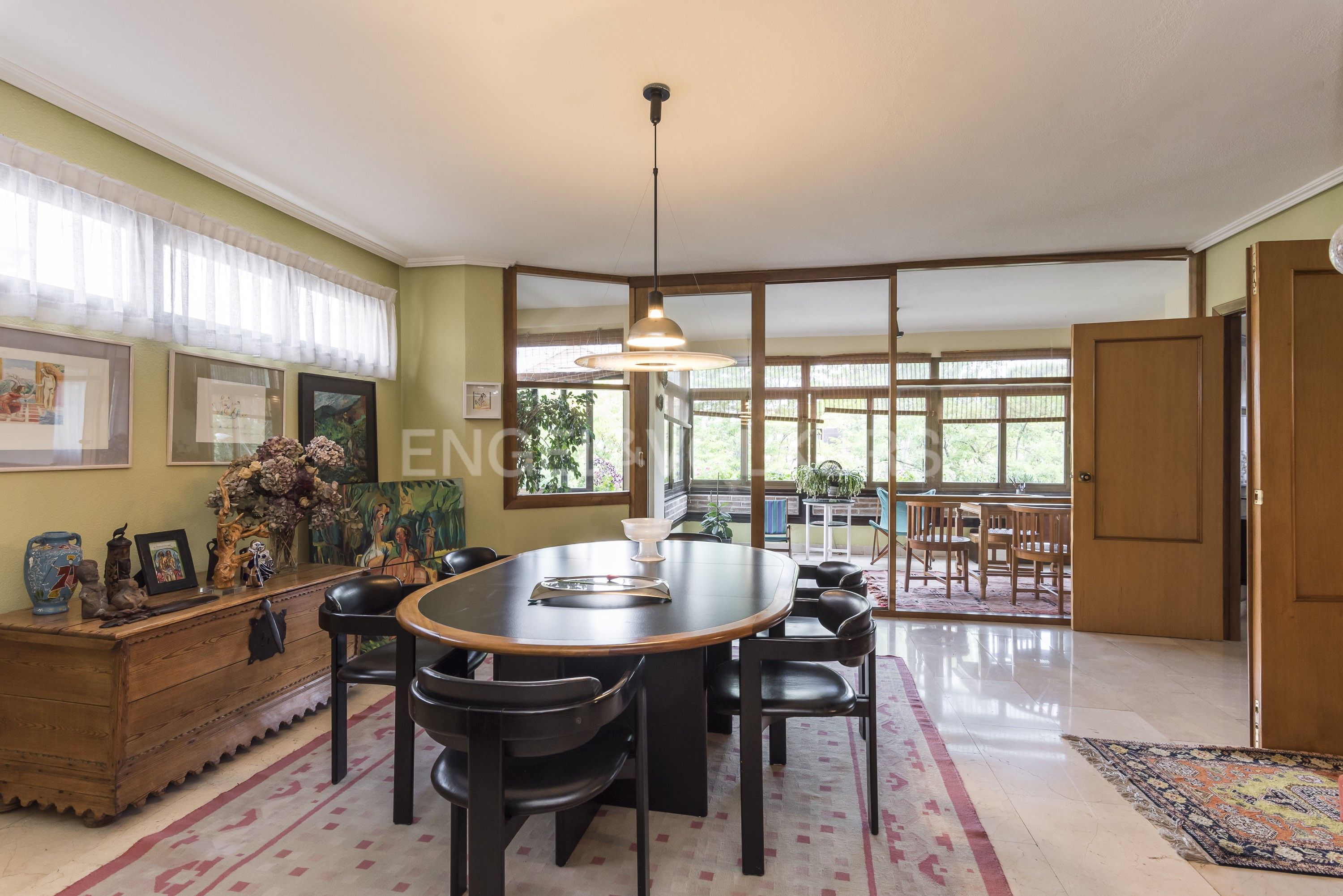 Dining room of Apartment for sale in  Madrid Capital  with Air Conditioner, Heating and Swimming Pool