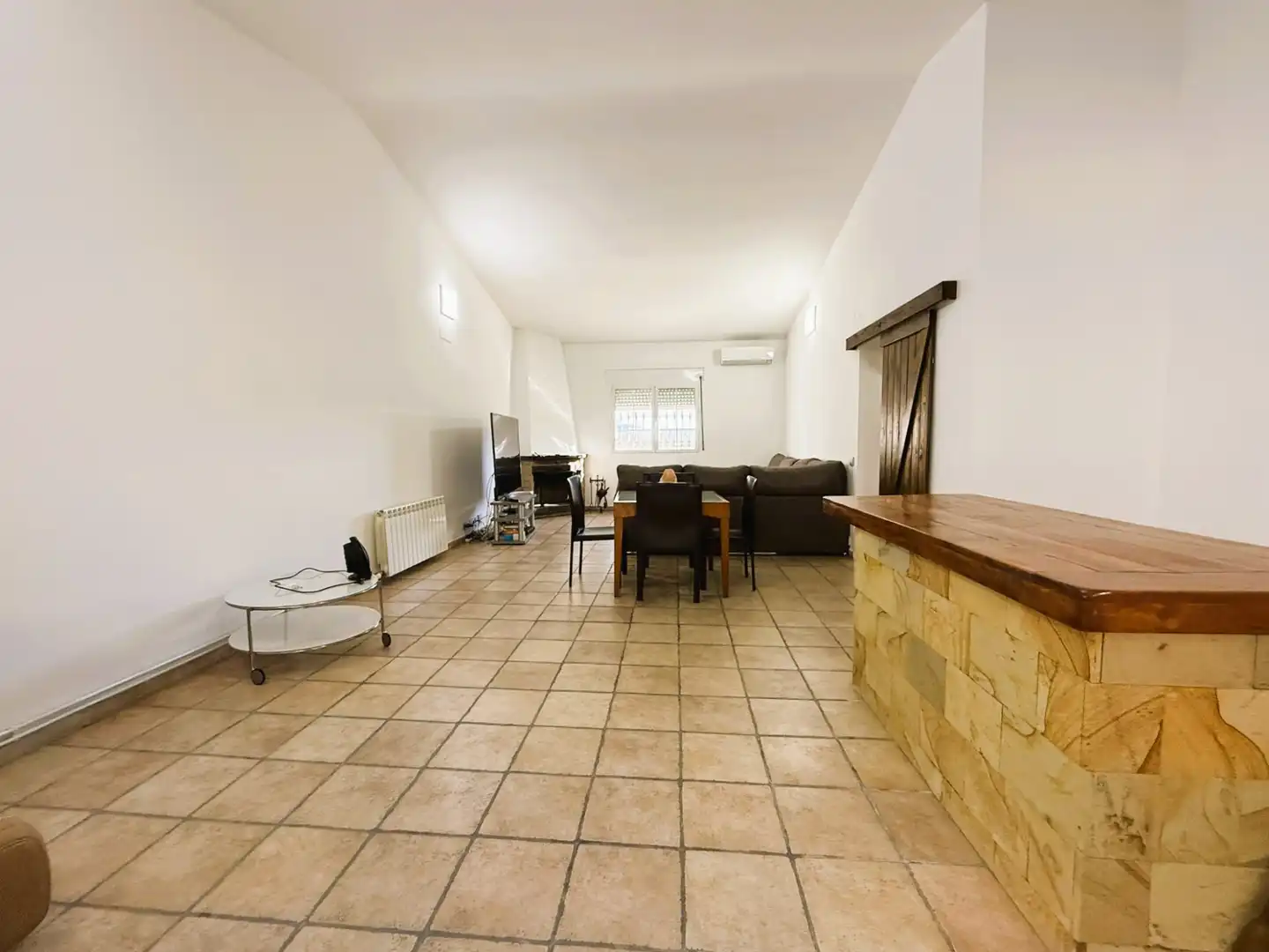 Sala de estar de Casa o chalet en venta en Lliçà d'Amunt con Aire acondicionado, Calefacción y Jardín privado