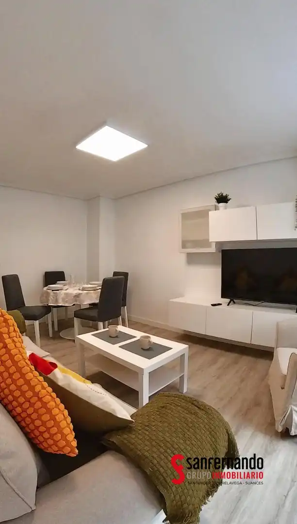Wohnzimmer von Wohnung zur Miete in Santander mit Heizung und Möbliert
