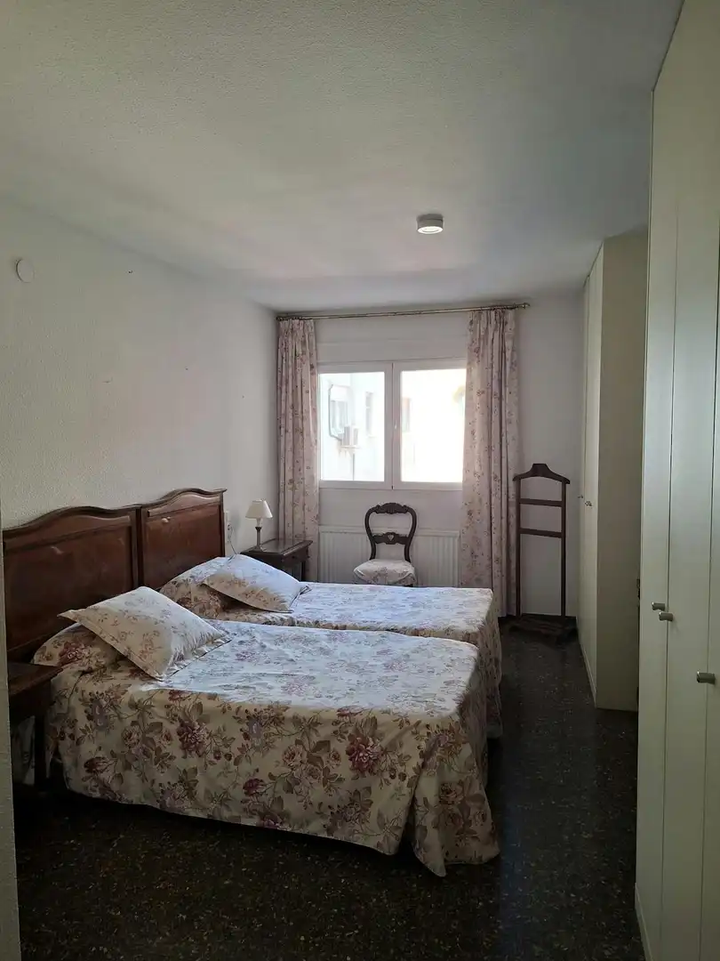 Bedroom of Flat for rent in Valencia  with Air Conditioner, Furnished and Washing machine