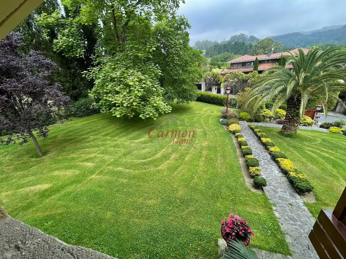 Jardín de Casa o chalet en venta en Loiu con Jardín privado, Terraza y Trastero