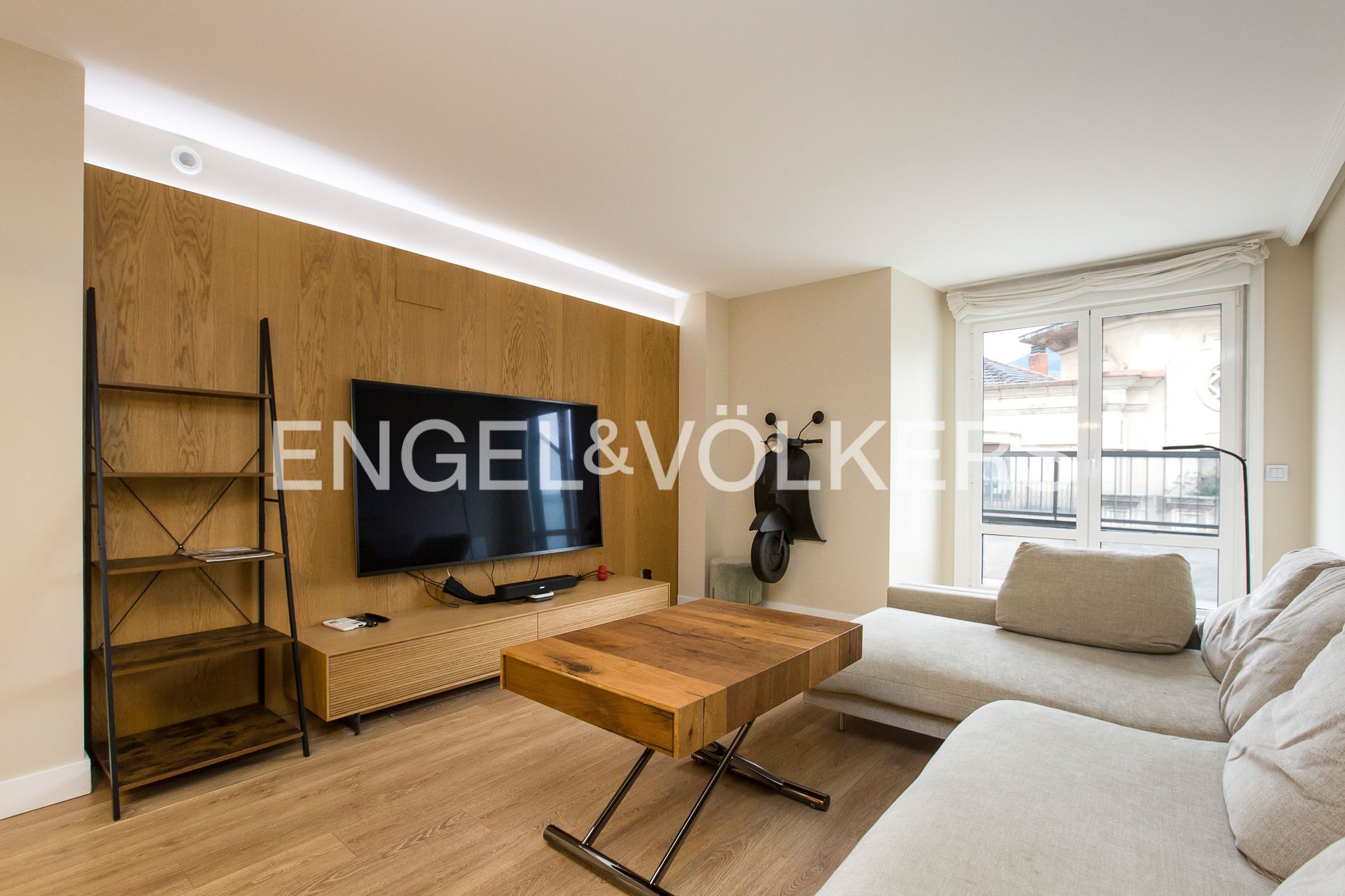 Living room of Apartment to rent in Bilbao   with Air Conditioner, Heating and Parquet flooring