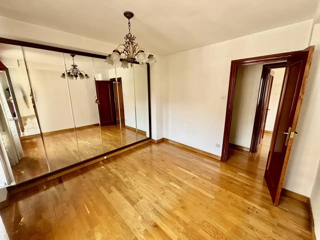 Bedroom of Flat for sale in Zaragoza  with Air Conditioner, Heating and Terrace