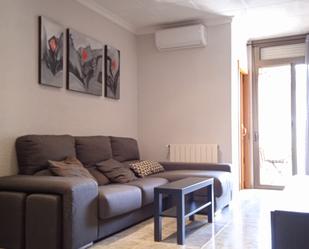 Living room of Flat for sale in Badalona  with Air Conditioner, Heating and Balcony