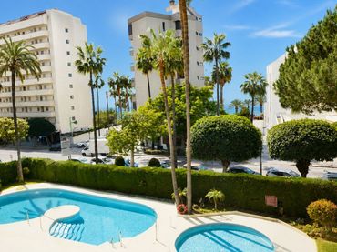 Apartamento con piscina en venta en Avenida Arias Maldonado 10