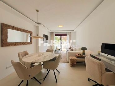 Bajo con balcón en venta en Calle Califa Nva Andalucía