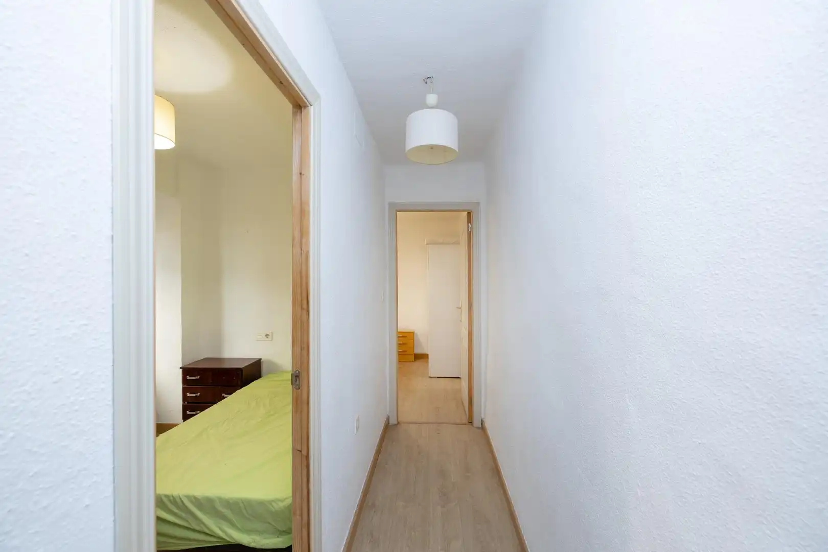 Flat for sale in Granada