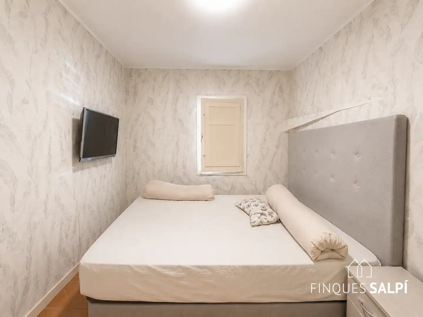 Bedroom of Flat for sale in Figueres  with Furnished