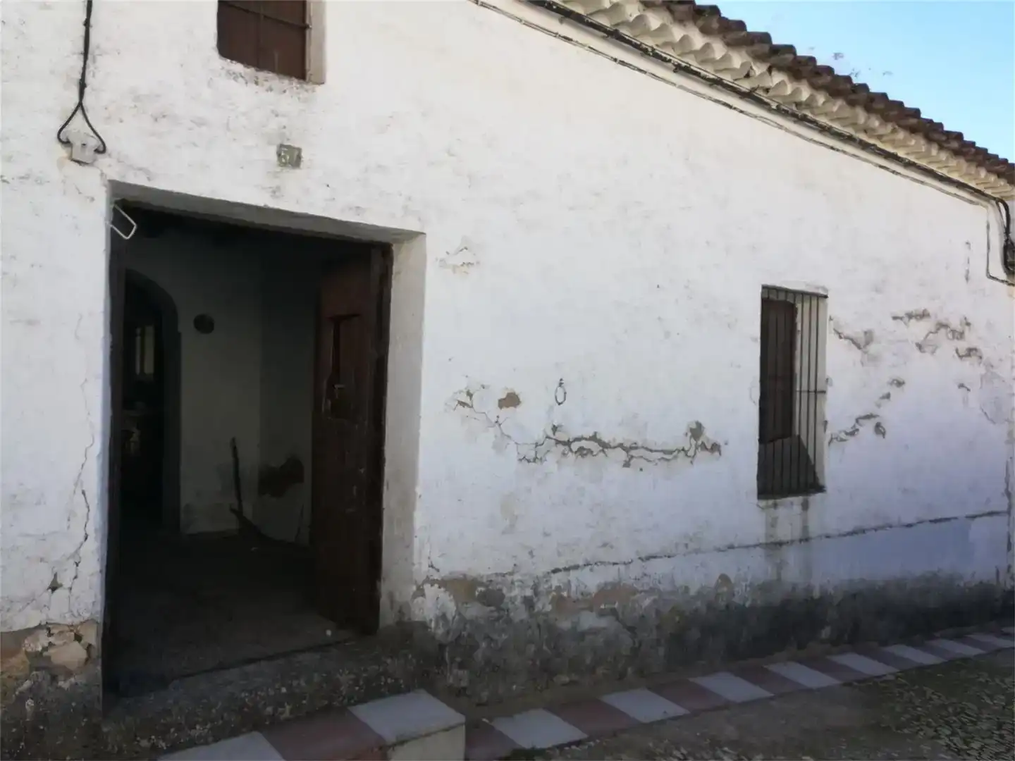 Vista exterior de Planta baixa en venda en Arroyomolinos de León amb Jardí privat