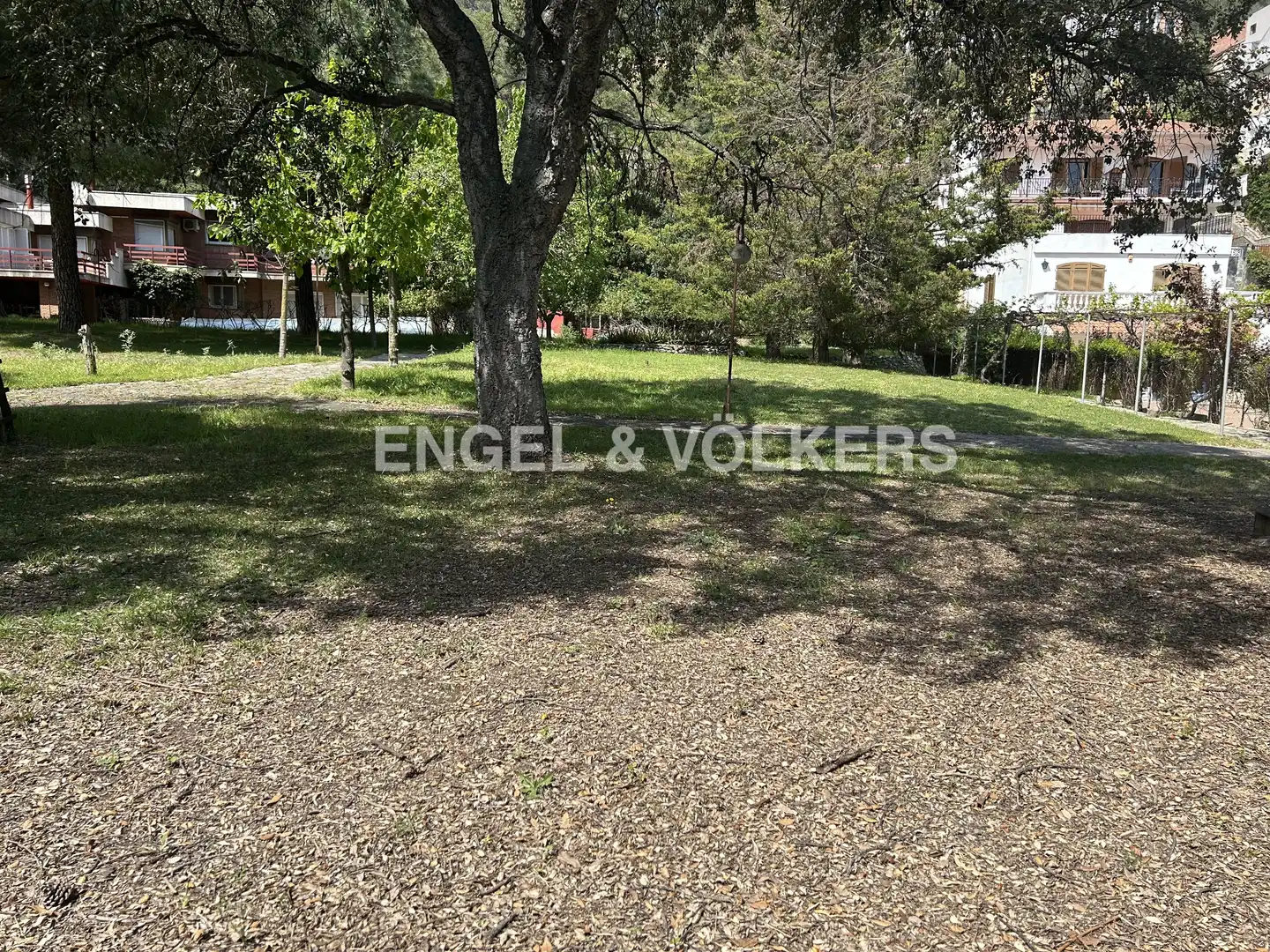 Terreny residencial en venda a Pallejà, imagen 5
