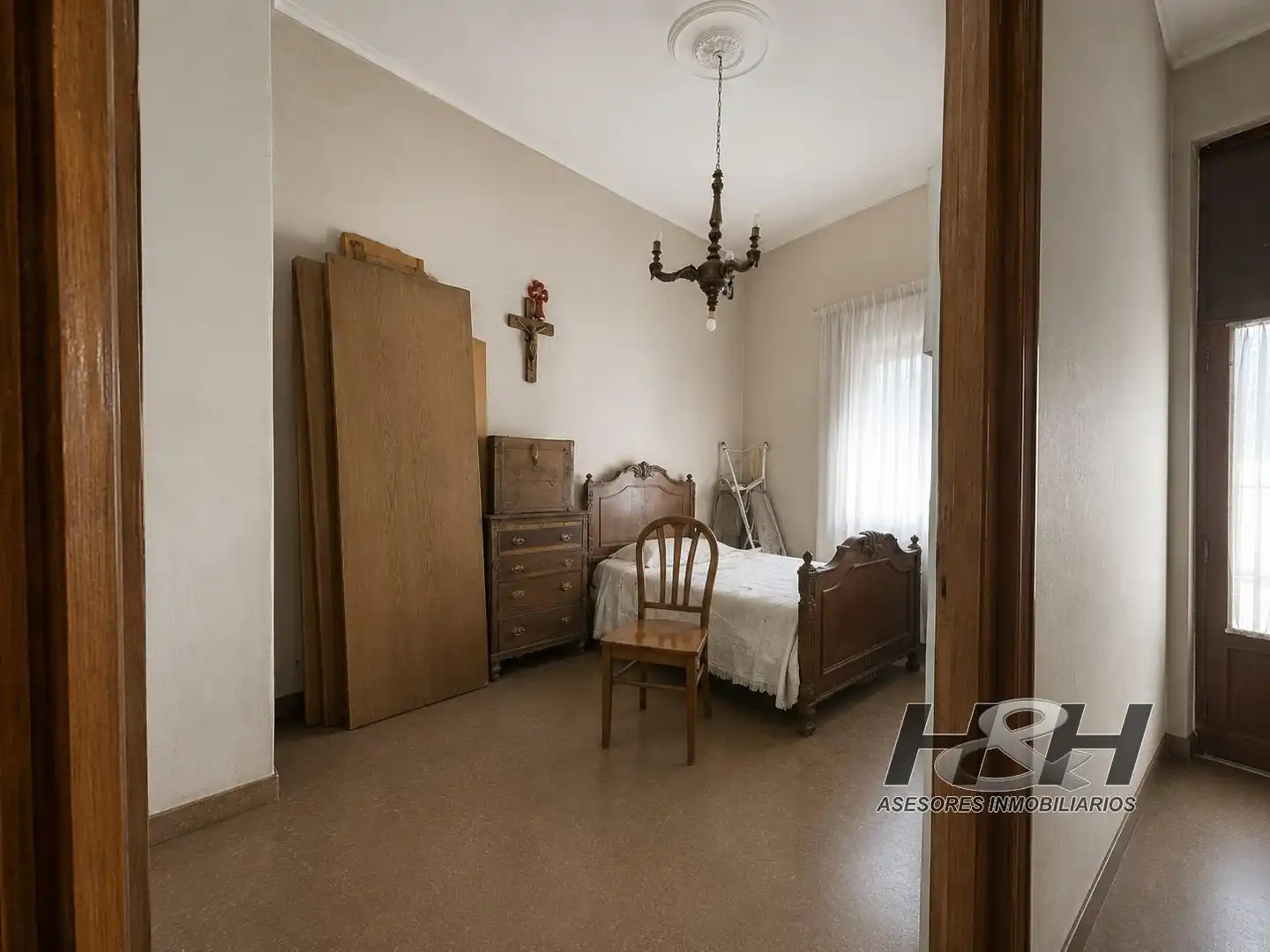 Habitación de Casa o chalet en venta en Burjassot