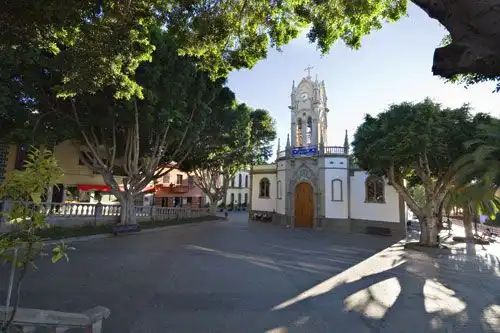 Vista exterior de Apartamento en venta en Guía de Isora con Balcón