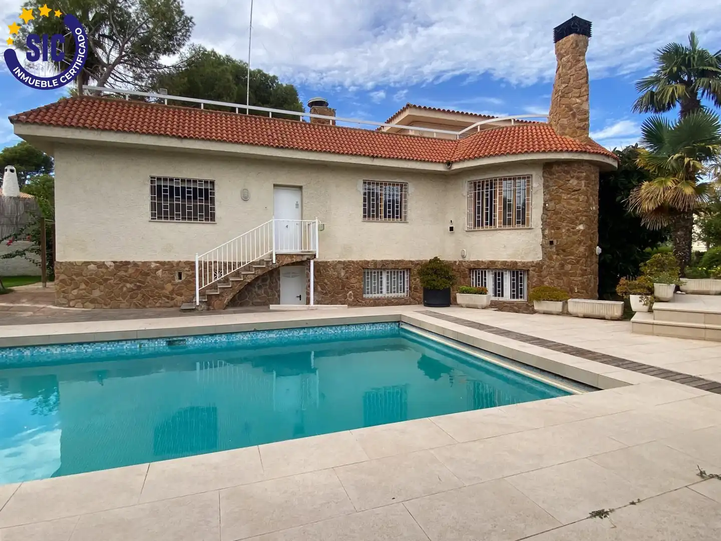 Piscina de Casa o chalet en venta en Torrent con Aire acondicionado, Calefacción y Jardín privado