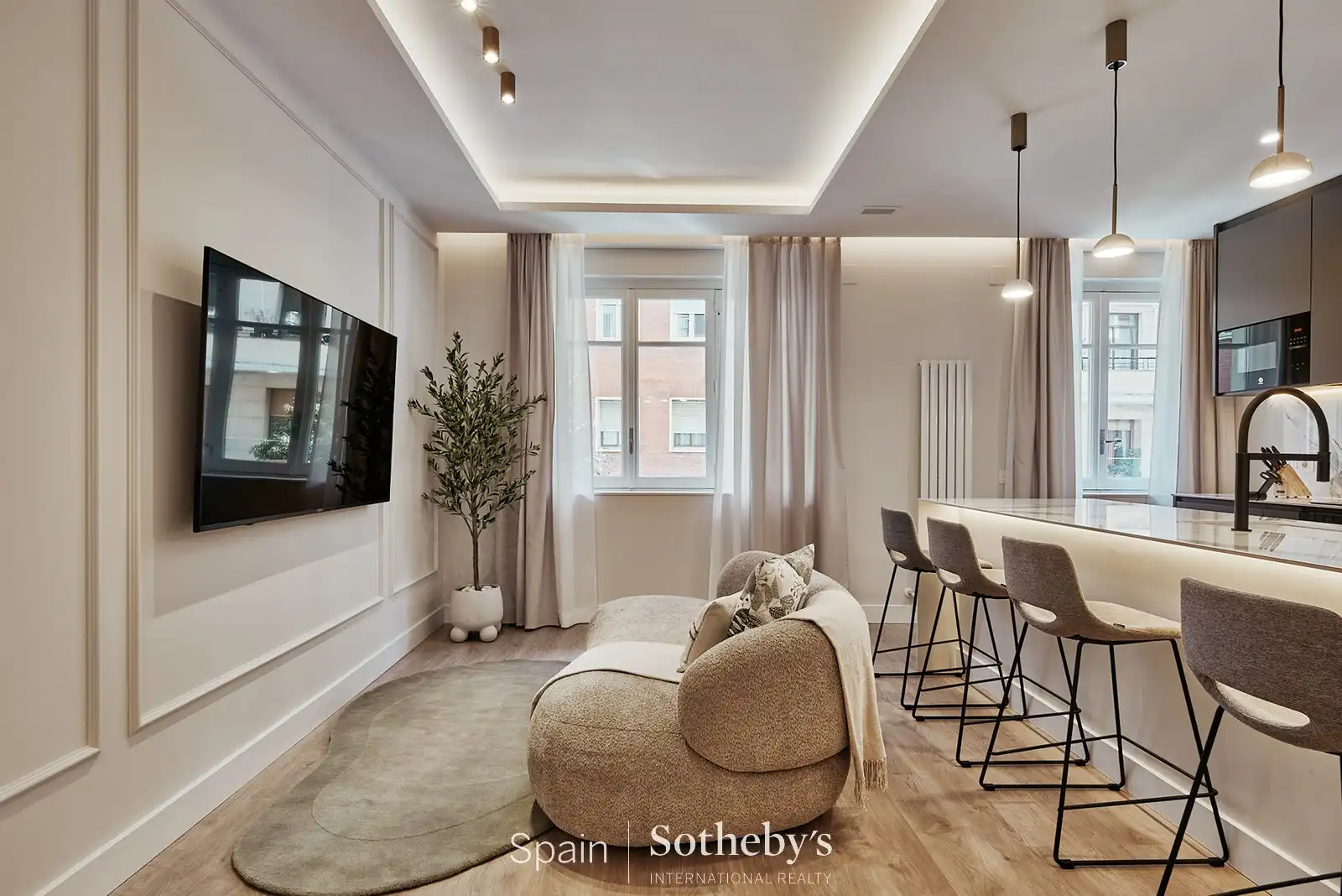 Sala de estar de Apartamento en venta en  Madrid Capital con Aire acondicionado, Calefacción y Terraza