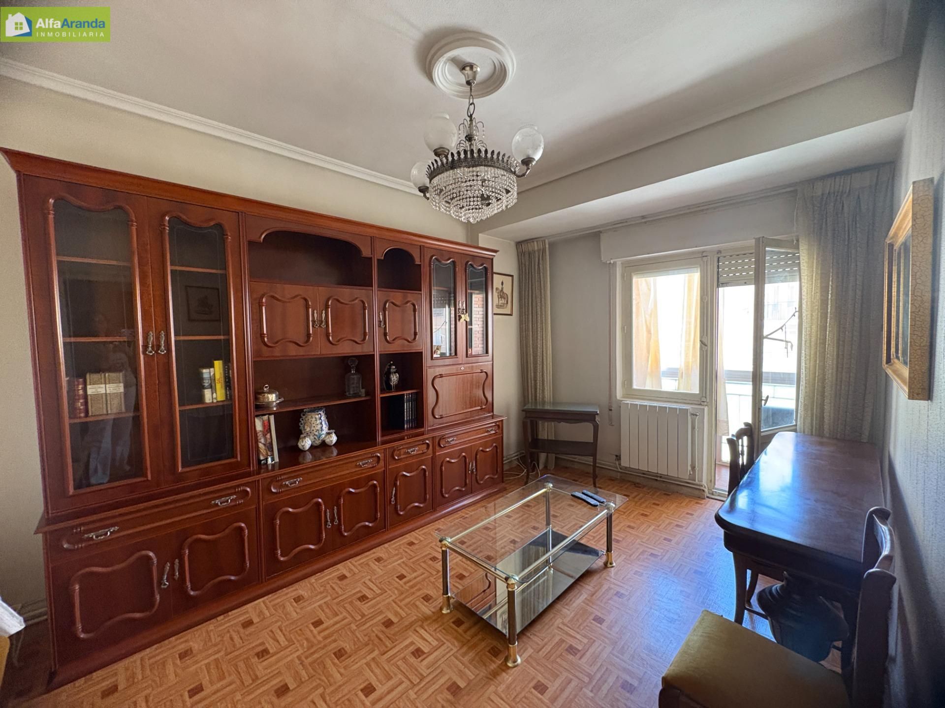 Living room of Flat for sale in Aranda de Duero  with Heating, Terrace and Storage room