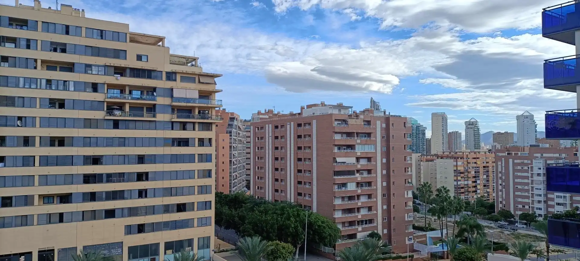 Apartament amb piscina en venda a Avinguda Mestral, imagen 2
