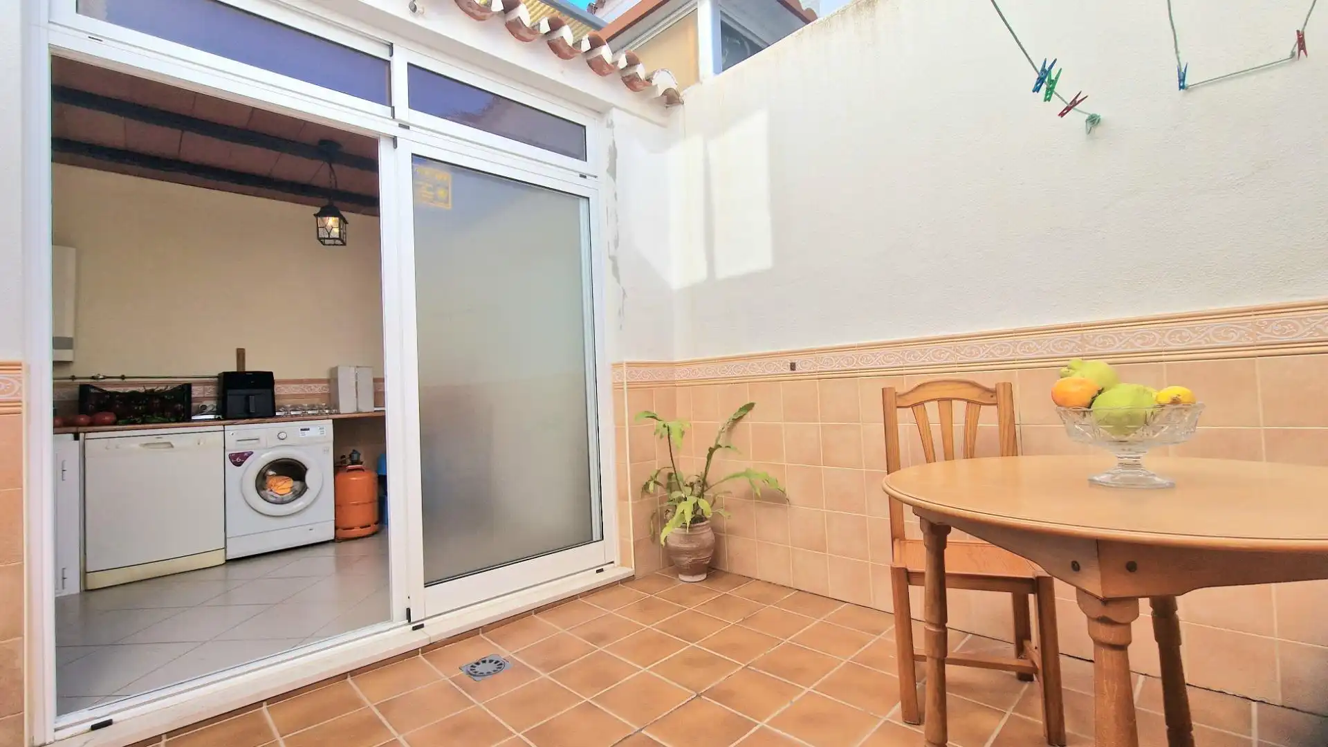 Casa adosada en venta en Calle del Río Darro, Centro
