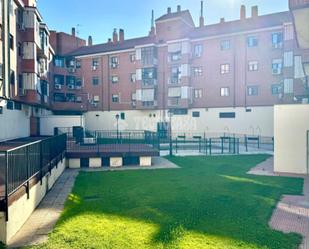 Exterior view of Flat for sale in Alcalá de Henares  with Air Conditioner, Heating and Furnished