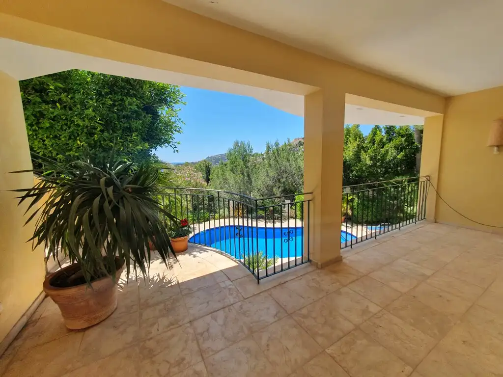 Chalet con piscina en venta en Es Camp de Mar, imagen 32