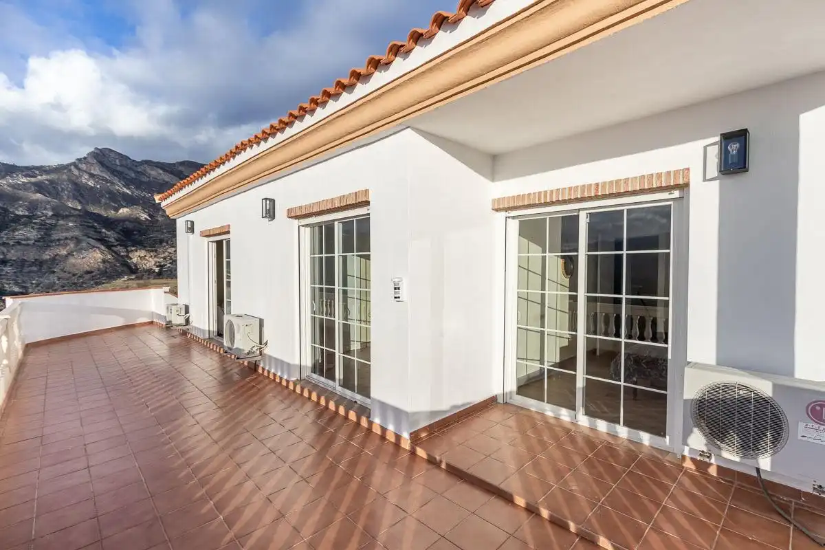Terraza de Casa o chalet en venta en Jete con Aire acondicionado, Calefacción y Jardín privado